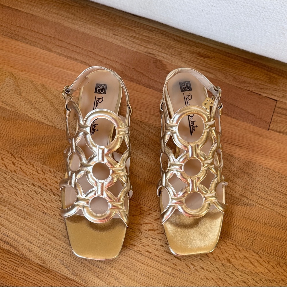 Metallic Gold Circle-Strap Women's Sandals with Ankle Buckle